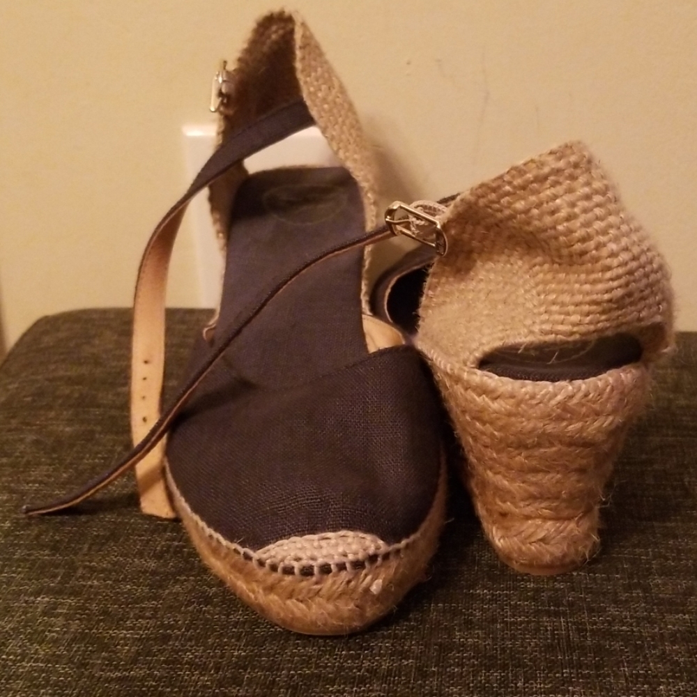 Toni Pons size 40